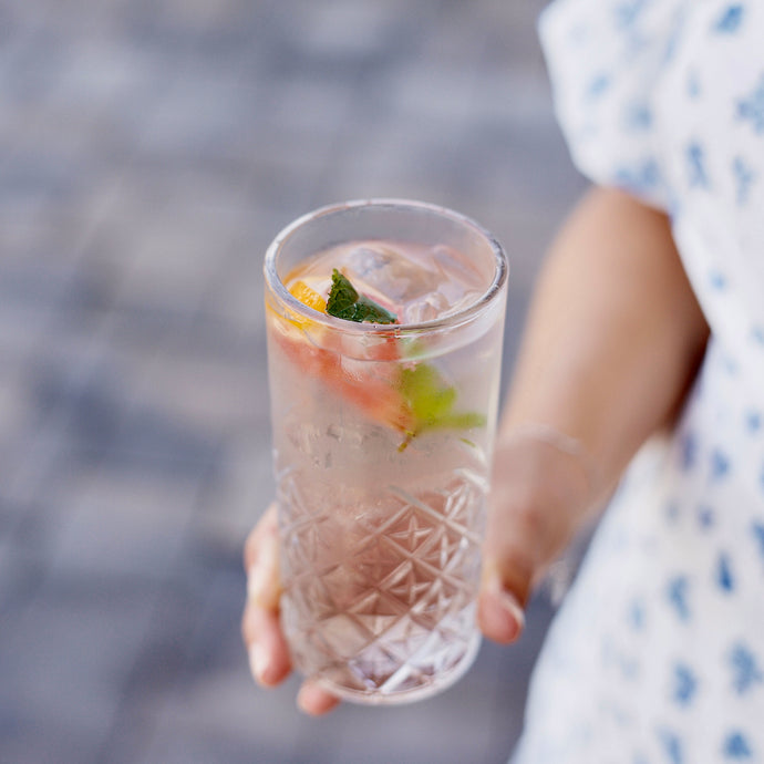 SUNDOWNER – Gin Cocktail Rezept mit Rhabarbersaft